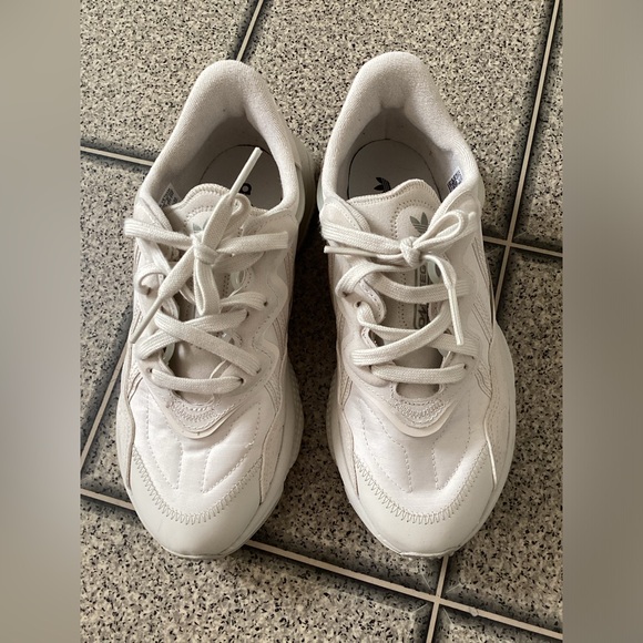 Adidas Ozweego Cloud White/Soft Vision/Off White - Picture 1 of 8